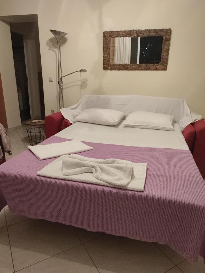 Katerina'S Apartment Cozy And Comfortable Place ナフプリオ エクステリア 写真